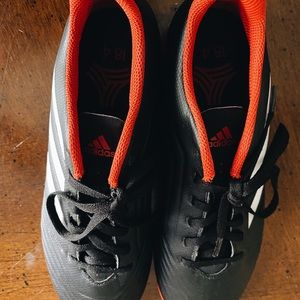 Adidas Predator Tango 18.4in Indoor Soccer Shoes